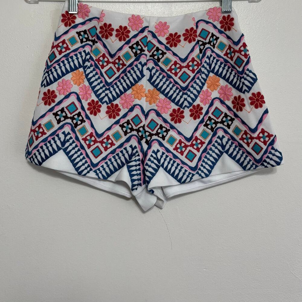 Lulus Rhythm Is Gonna Get You Embroidered Shorts White XS